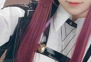 不可错过！朝雾爱制服自撮的原图下载，带你感受别样风情！.txt
