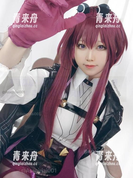不可错过！朝雾爱制服自撮的原图下载，带你感受别样风情！.txt