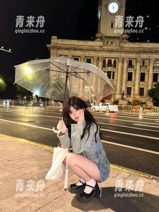 果团网 - 每一张无圣光比基尼图片，都是little贝壳喵与海洋的浪漫故事.txt