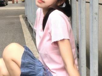 果团网 – 酸酱兔以“肉丝”之名，展现她的写真艺术，原图中藏着无数惊喜，快来欣赏！.txt