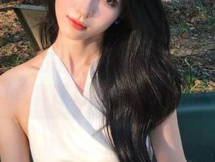 梦丝女神 – 探索玥玥的纯白图包，揭开这位网红写真背后的搞笑小秘密！.txt