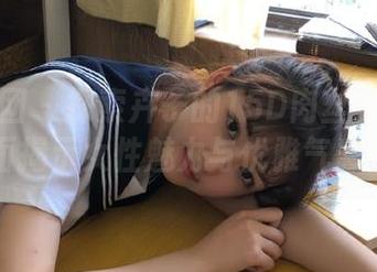 森萝财团 – 探索卉子的15D肉丝全套作品，全面揭示女性魅力与优雅气息！.txt