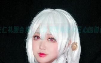 揭秘椒妮佐仁礼服合集，完美展现她独具匠心的时尚眼光.txt