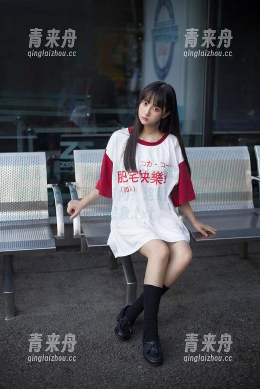 模范学院-李颖煊baby 模范学院 - 李颖煊baby运动美图分享:谁说运动不可以时尚?这组照片颠覆你的想象.txt