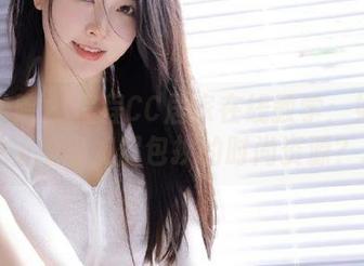 模范学院 – 程程CC居家在线教学：如何在沙发上拍出如假包换的时尚资源？.txt