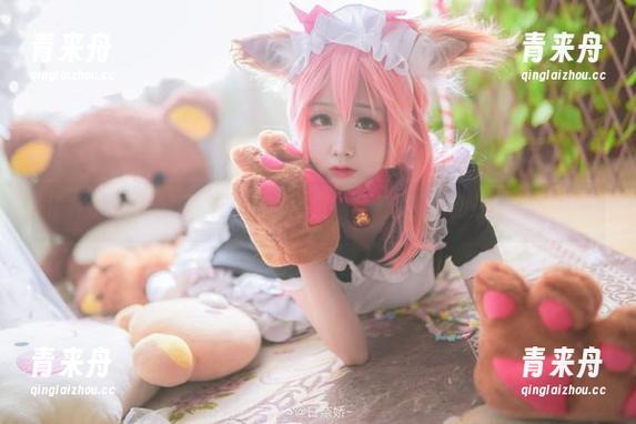 樱井小莜全新花嫁cos写真上线，尽显优雅与甜美的结合.txt