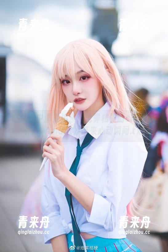 在高清中重温浪漫：沧霁桔梗的cos写真《L’Amant》带来心动瞬间.txt