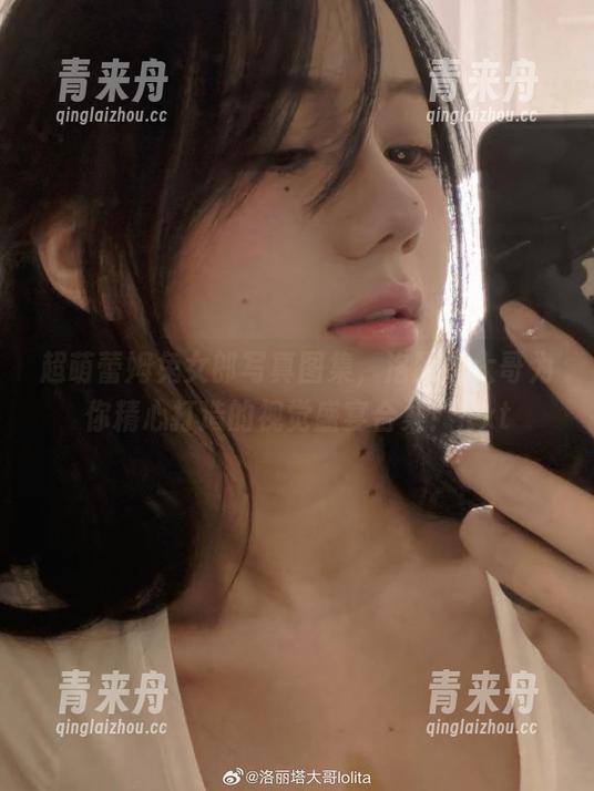 洛丽塔大哥 超萌蕾姆兔女郎写真图集,洛丽塔大哥为你精心打造的视觉盛宴合集!.txt
