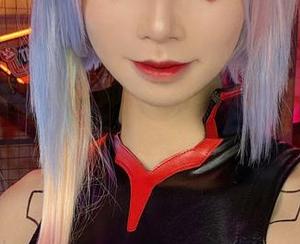 甜美上线！爱老师phd带来的“死库水”新图片更新，超萌爆棚！.txt