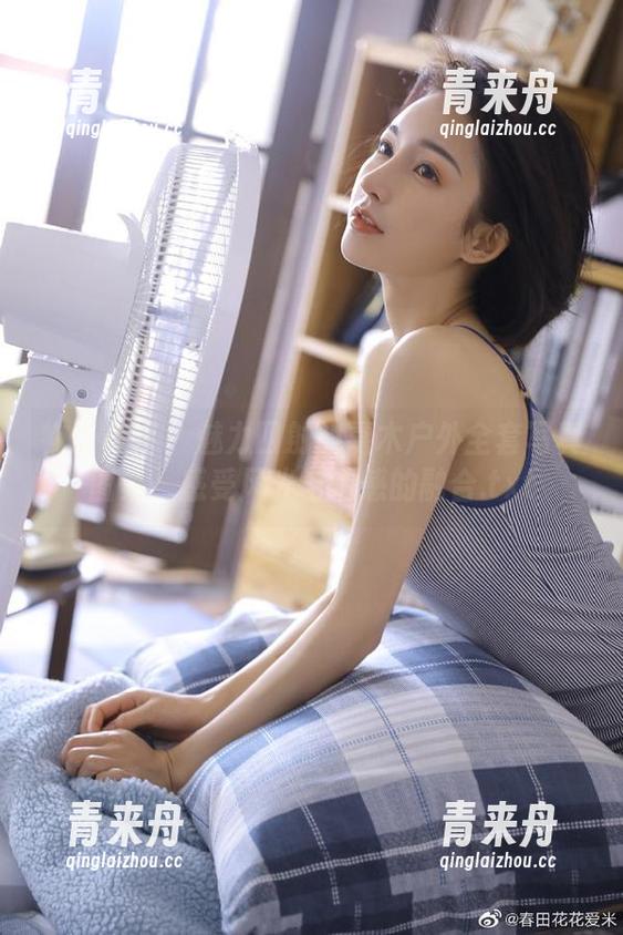 物恋传媒-嘉木 物恋传媒 - 魅力四射的嘉木户外全套写真图集,感受风光与情感的融合.txt