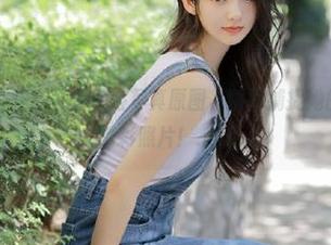 物恋传媒 – 小晴的可爱风格写真原图，瞬间捕捉她的甜美气息的精彩照片！.txt