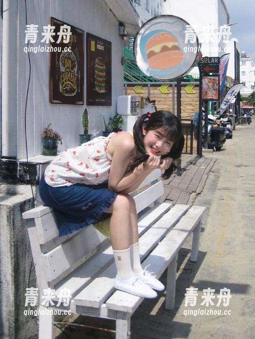 物恋传媒-小茶 物恋传媒 - 小茶的自拍艺术图包,感受每一帧写真背后的故事与情感.txt