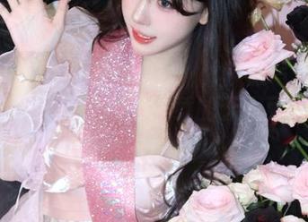 探索猫九酱的魅力世界：体操服写真作品集上线啦，带你感受下载的无限可能！.txt