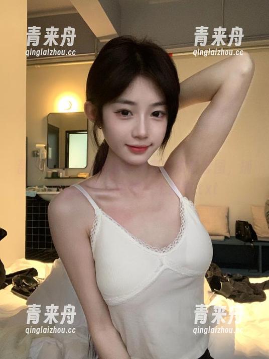 甜予摄影-齐齐 甜予摄影 - 免费分享齐齐的皮鞋套图,捕捉精致生活中每一个细节.txt
