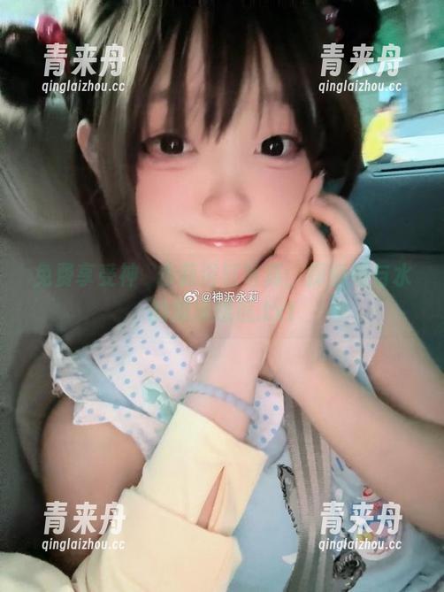 免费享受神沢永莉浴缸写真，探索她与水的浪漫邂逅.txt