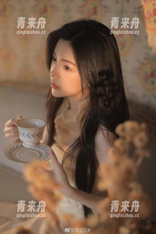 秀人网 - 发现Egg尤妮丝的清纯魅力，免费下载高品质图片，与朋友一同分享.txt