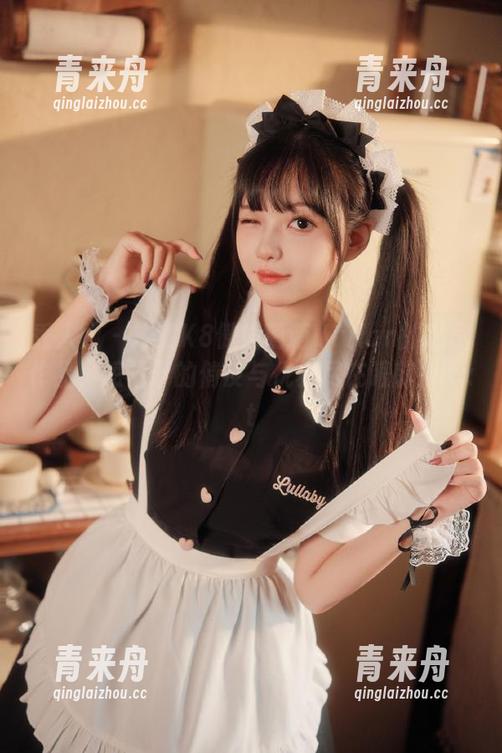 秀人网-K8傲娇萌萌Vivian 秀人网 - 探索K8傲娇萌萌Vivian的私房作品,短裙下的俏皮与优雅尽在眼前!.txt