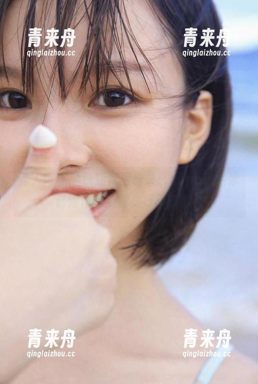 秀人网-sophie余冰 秀人网 - 全新短裙写真集:sophie余冰最新作品重塑美好印象.txt