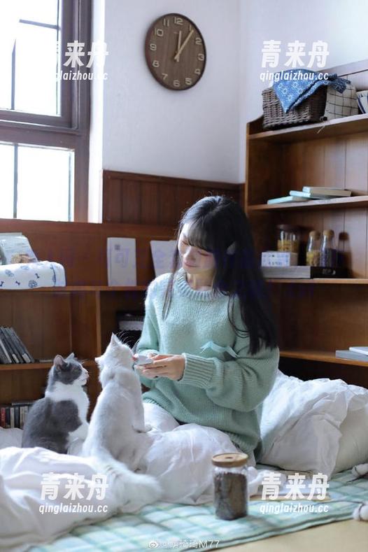 秀人网 - 可可芝全套制服作品欣赏，揭开时尚与个性的完美融合之谜！.txt