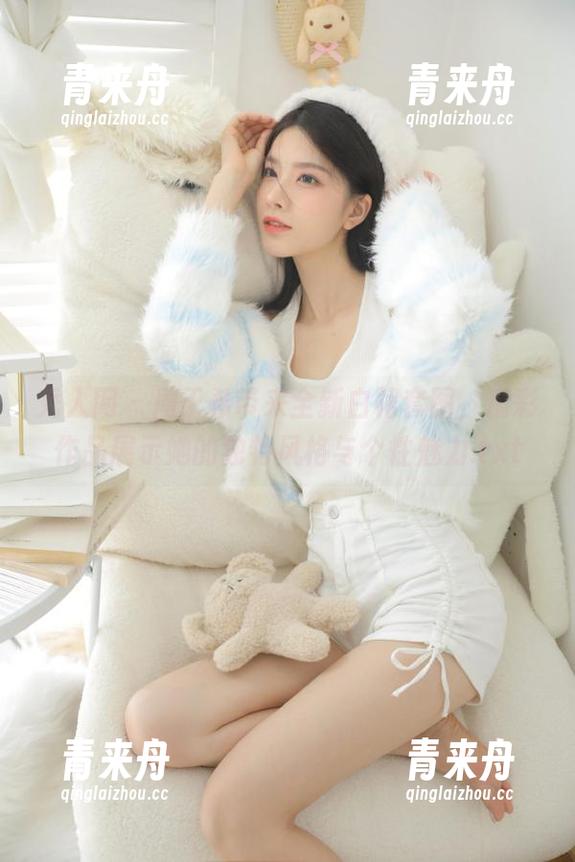 秀人网-周于希 秀人网 - 周于希带来全新白裙套图,精彩作品展示她的独特风格与个性魅力.txt