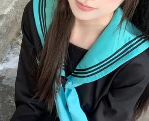 秀人网 – 娜露selena泳衣写真风情：实用图库下载，专为热爱游泳与时尚的你设计！.txt