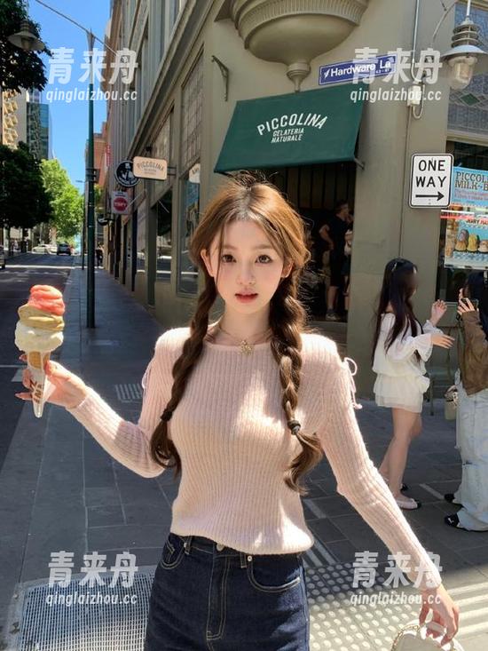 秀人网-想做你的猫 秀人网 - 想做你的猫最新浴室作品照片,完美捕捉每一瞬间的细腻与动人。.txt