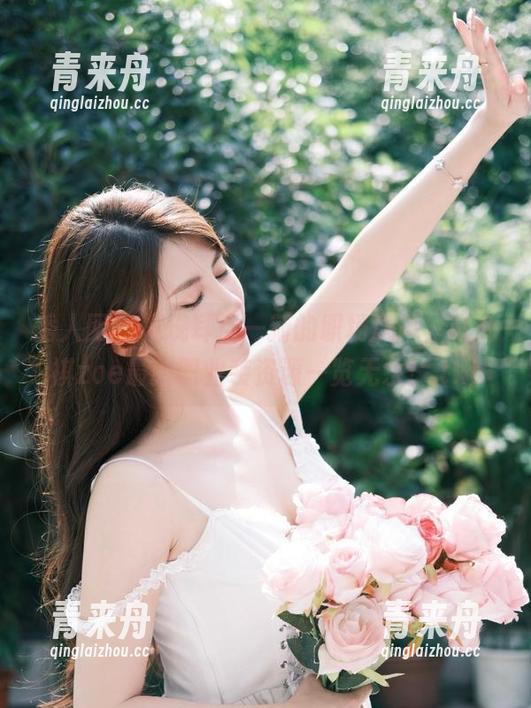 秀人网 - 发现耳目一新的职场风采，戴允祺zoe最新职业装资源一览无余！.txt