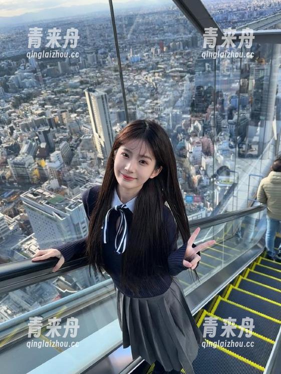 秀人网 - 最新美图：林文文yooki与知己的双人写真，记录下欢笑与泪水的时光.txt