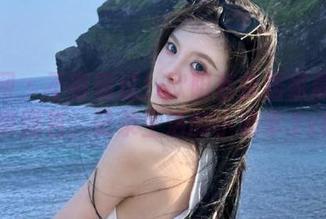 秀人网 – 不容错过！欧阳若依居家最新写真图包，记录生活的小确幸.txt