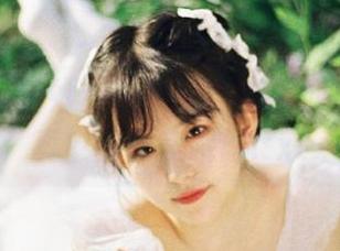 秀人网 – 清妙女王最新作品展现：迷人写真中的唯美瞬间.txt