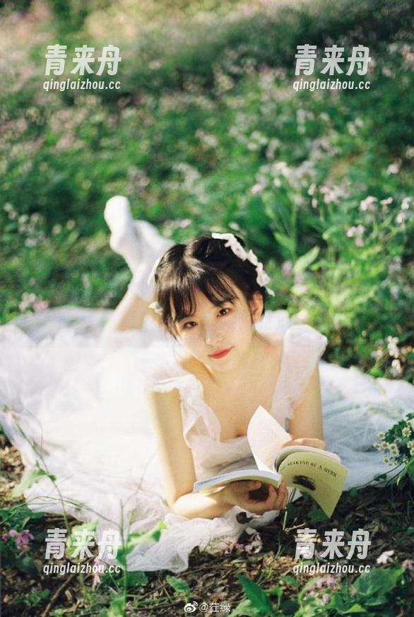 秀人网-清妙 秀人网 - 清妙女王最新作品展现:迷人写真中的唯美瞬间.txt