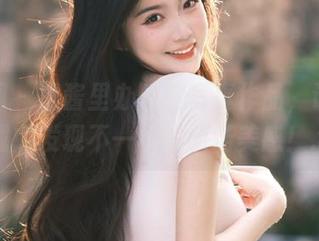 秀人网 – 爱酱里办公室写真作品，让你在下载中发现不一样的职场美感！.txt