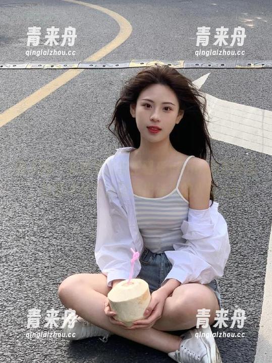 秀人网-王馨瑶yanni 秀人网 - 全新更新的王馨瑶yanni黑色作品,让艺术与生活碰撞出迷人的火花.txt