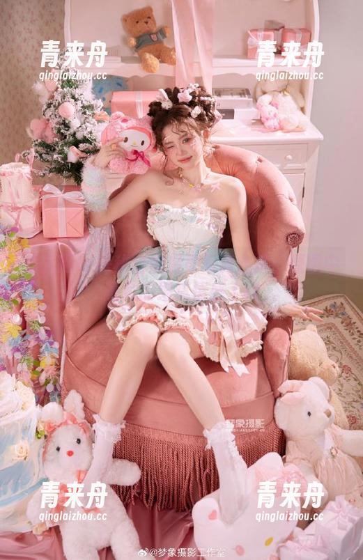秀人网-甜妮 秀人网 - 探秘甜妮温柔写真合集:原图中蕴藏的细腻情感.txt