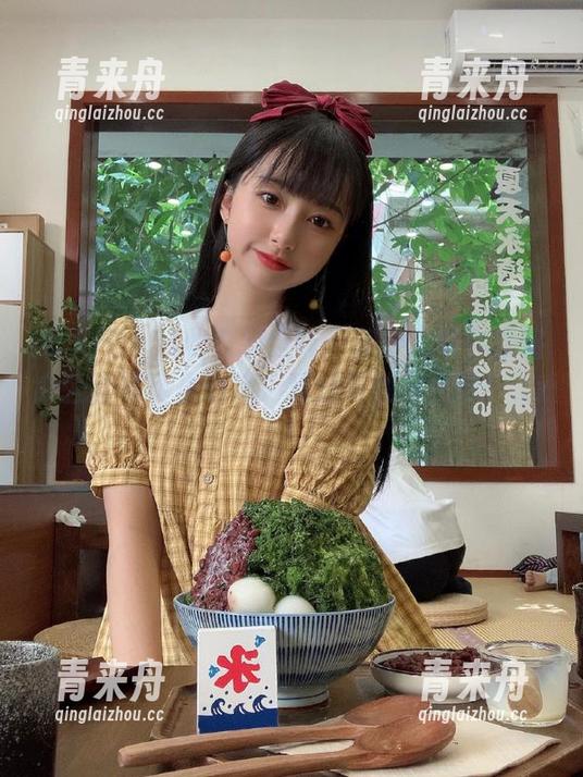 秀人网-艾希儿 秀人网 - 从此告别乏味:艾希儿带你领略办公室写真里的精彩精选与独特风味!.txt