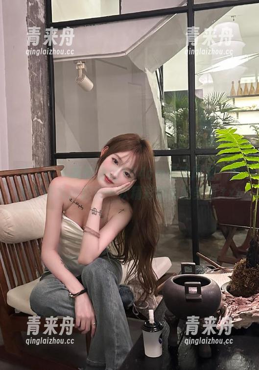 秀人网-葛征净高184cm 秀人网 - 葛征净高184cm运动风采:原图与照片捕捉每一次精彩瞬间的美丽.txt