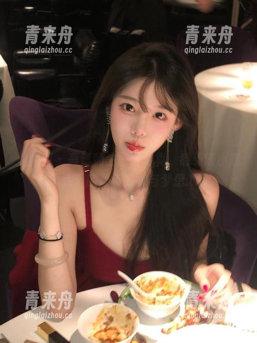 秀人网-陈小喵 秀人网 - 高清师生剧情写真,感受陈小喵镜头下的青春故事与梦想.txt