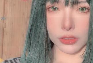 幸福与艺术的交融：秋和柯基灰丝精选图库精彩回顾.txt