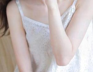 美媛馆 – 带你领略许诺sabrina的比基尼风情，海量免费照片供你畅享的视觉盛宴！.txt