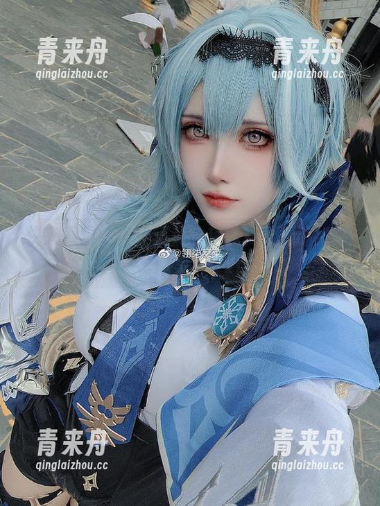 翎柒菜菜 快来围观!翎柒菜菜的超赞10万粉福利写真图集!.txt