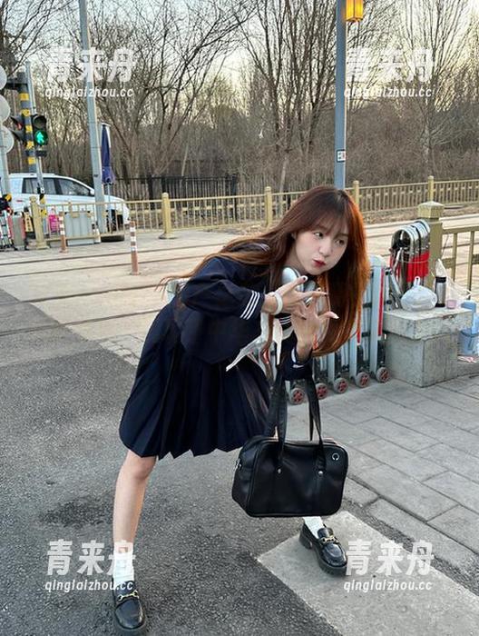 花漾show-葛征Model 花漾show - 国产之美:高清葛征Model和服图片,展现了中华文化的深厚底蕴.txt