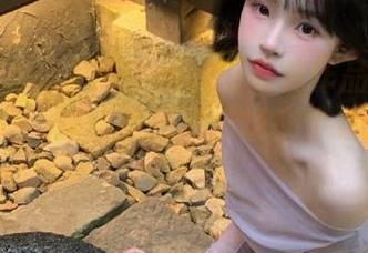 花漾show – 顾欣怡和服写真作品：不是古装派对，却让我想要进场交个朋友！.txt
