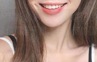 袜啵啵 – 缤纷色彩：“甜甜圈”女仆写真图包，带你沉醉于甜美与俏皮的氛围！.txt