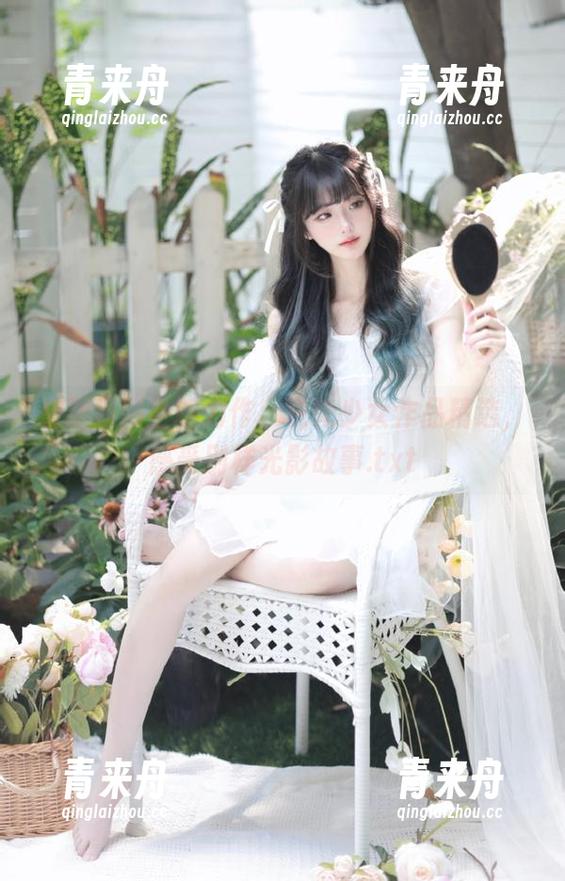 见新摄影全新力作，逆光少女作品精选，感受别样光影故事.txt