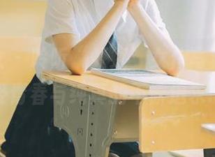 觅芙少女 – 聆听“虹虹”女仆写真合集，感受青春与纯真的不懈追求.txt