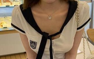 微密圈 – 软妹小九九新上传图片更新，死库水系列写真作品别具一番风味！.txt