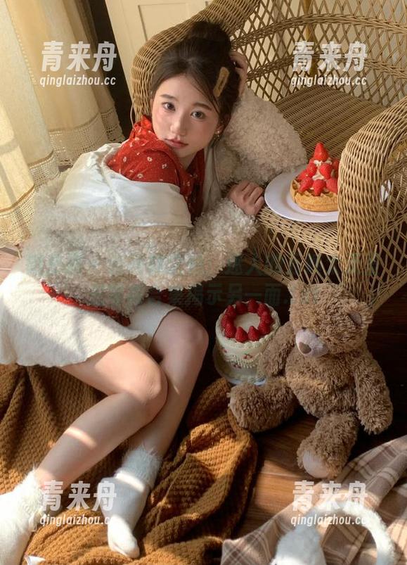 迷人的五姨太 微密圈 - 渔网袜之魅:迷人的五姨太无圣光写真合集揭示另一面.txt