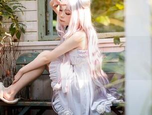 想看“铁打萌萌_moi”御姐的绝美cos写真？快来下载，让你大开眼界的精彩分享！.txt