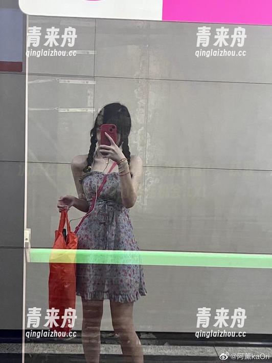 沉浸在阿薰kaOri唯美自拍作品中，获取独特资源的绝佳机会.txt