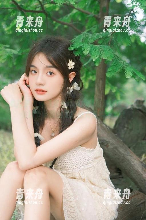 雅拉伊-诗诗 雅拉伊 - 诗诗皮衣作品展:高清捕捉每一处细节与原创灵感的完美结合.txt